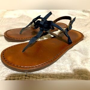 Abercrombie Sandals with Navy straps. Used in good condition. Size 9